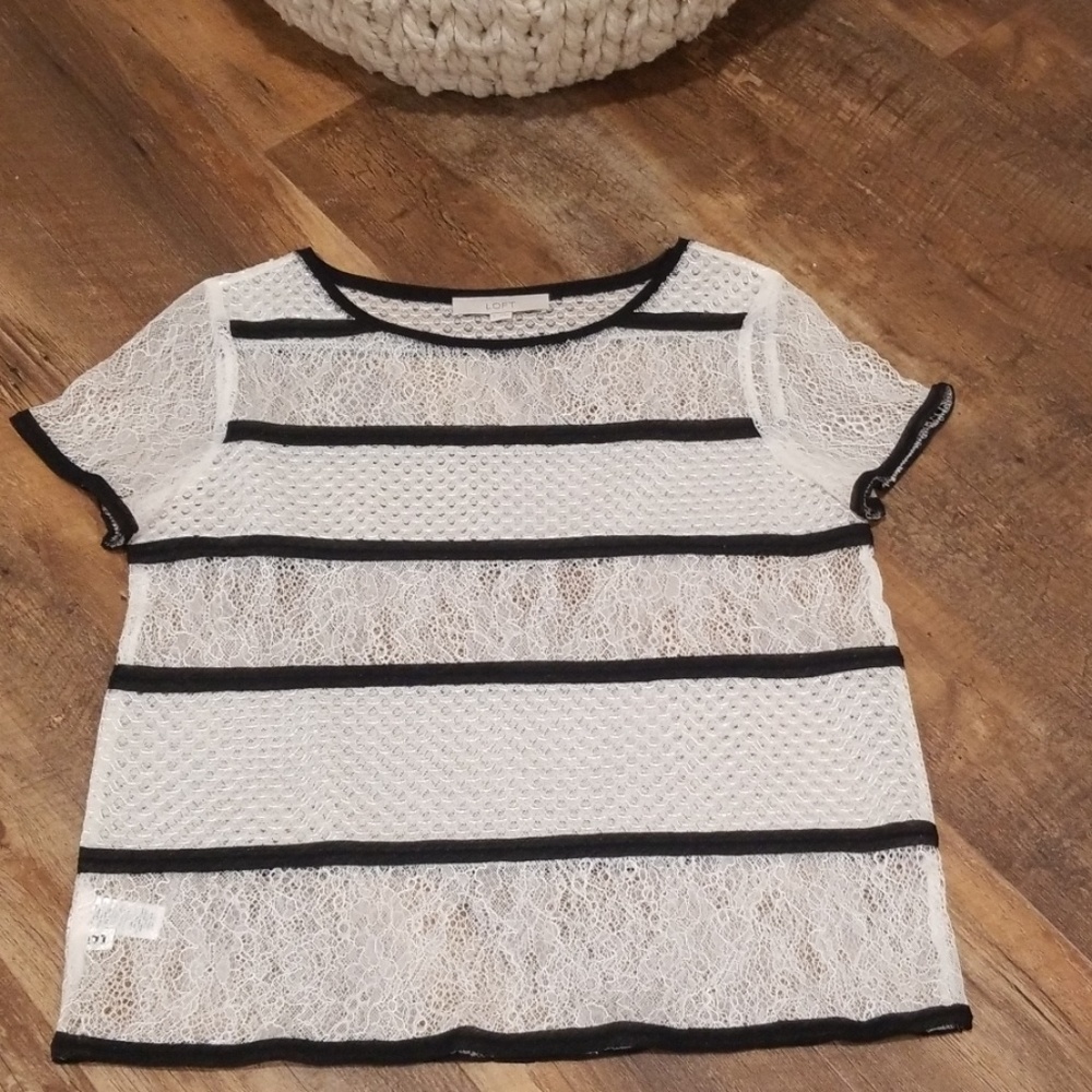 Ann Taylor  Loft Top Size  S